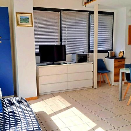 Gemme Fiorentine Apartments In Front Of The Train Station 5 Minutes From The Centre Free Parking 피렌체 외부 사진
